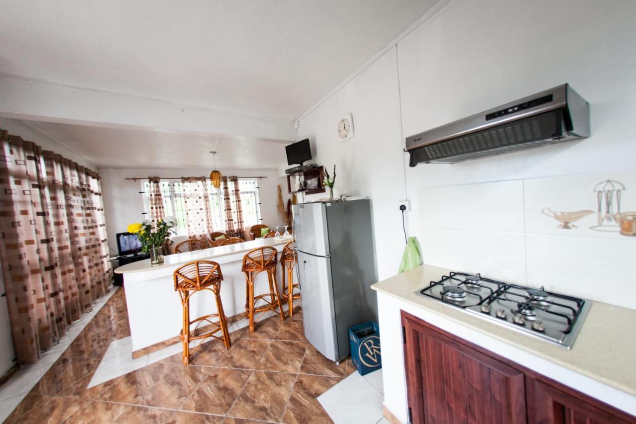 Suntoo Villa Wind & Kitesurf Accommodation La Gaulette Exterior foto